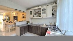 Thomson Garden Estate (D20), Terrace #573548531